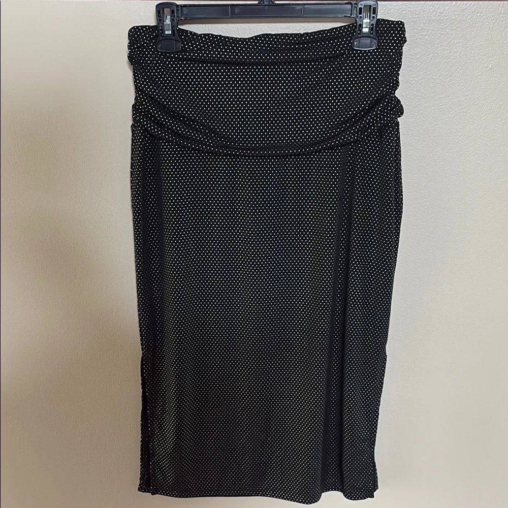 DKNY women’s pull on black skirt with tiny bead polka dot wide cinched waist M